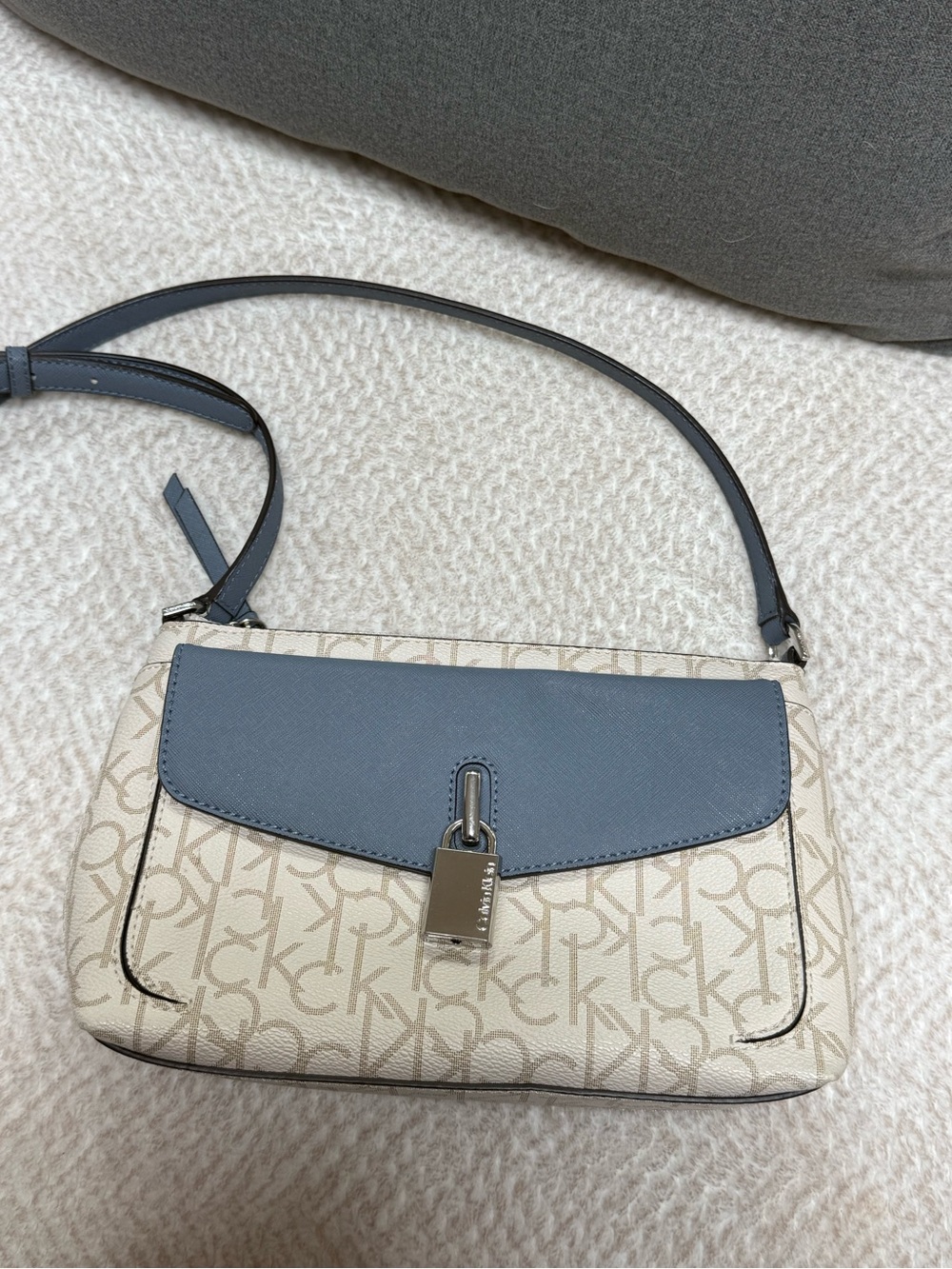 Calvin Klein Cream Logo Shoulder Bag with Blue Flap